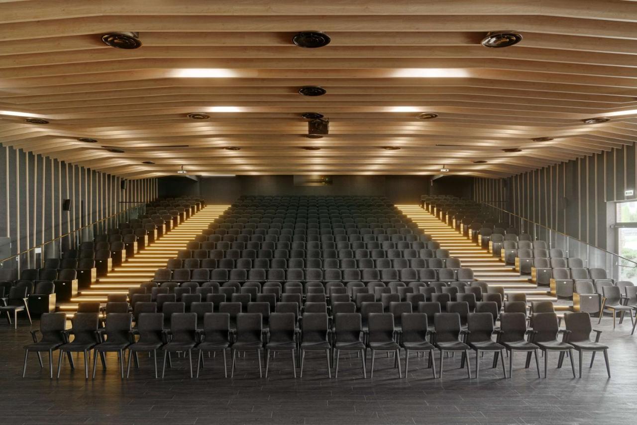 Radisson Blu Resort & Conference Center, Ostroda Mazury Exterior photo Auditorium