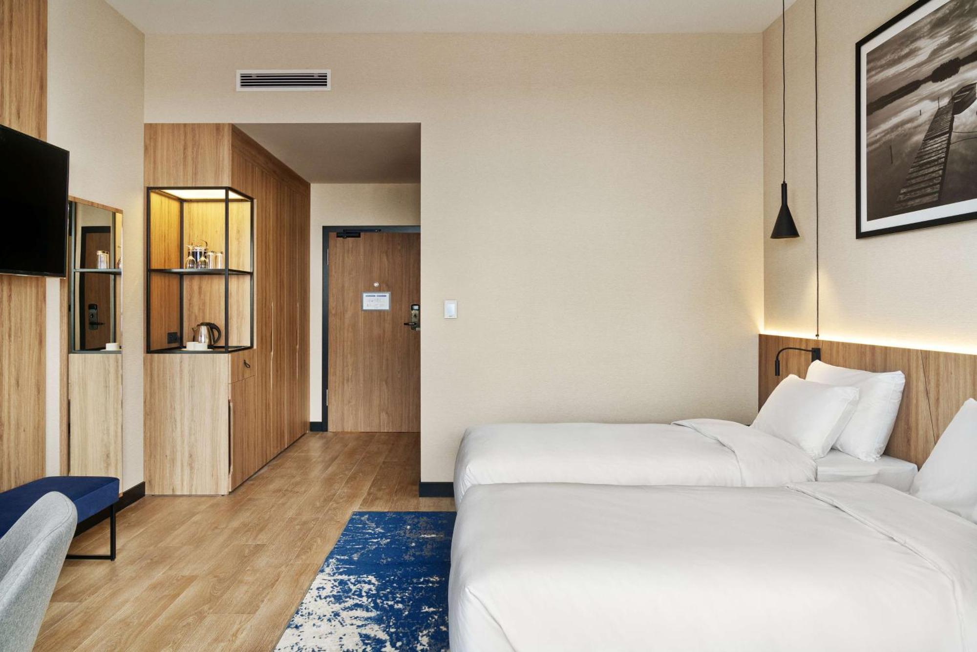 Radisson Blu Resort & Conference Center, Ostroda Mazury Exterior photo A room at the hotel